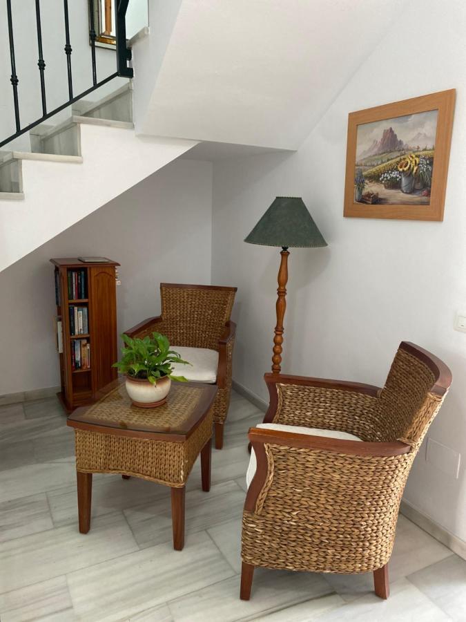 Hostal Andalucia Nerja Extérieur photo