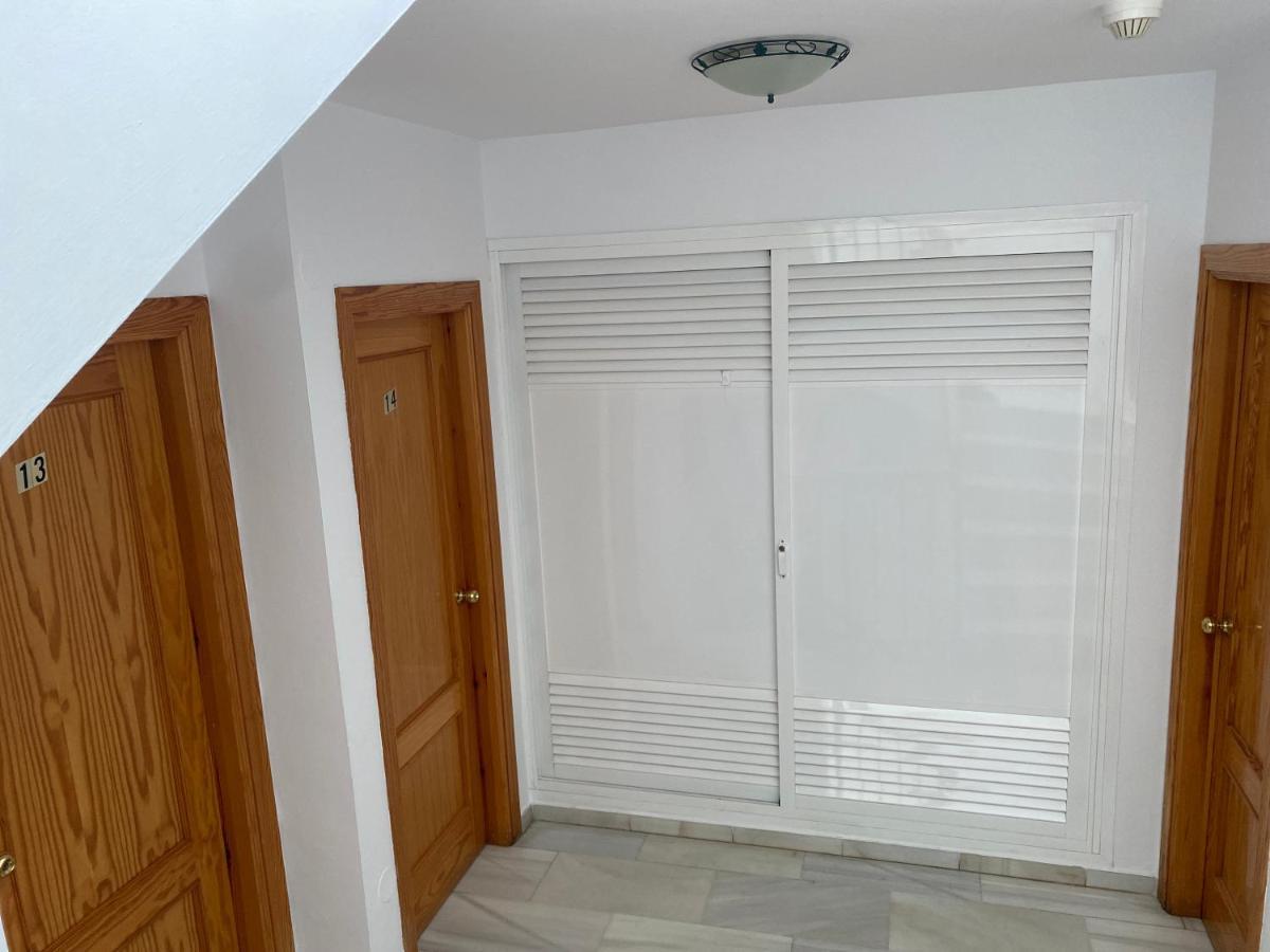 Hostal Andalucia Nerja Extérieur photo