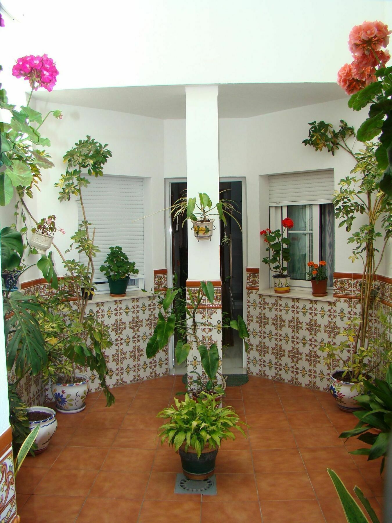 Hostal Andalucia Nerja Extérieur photo