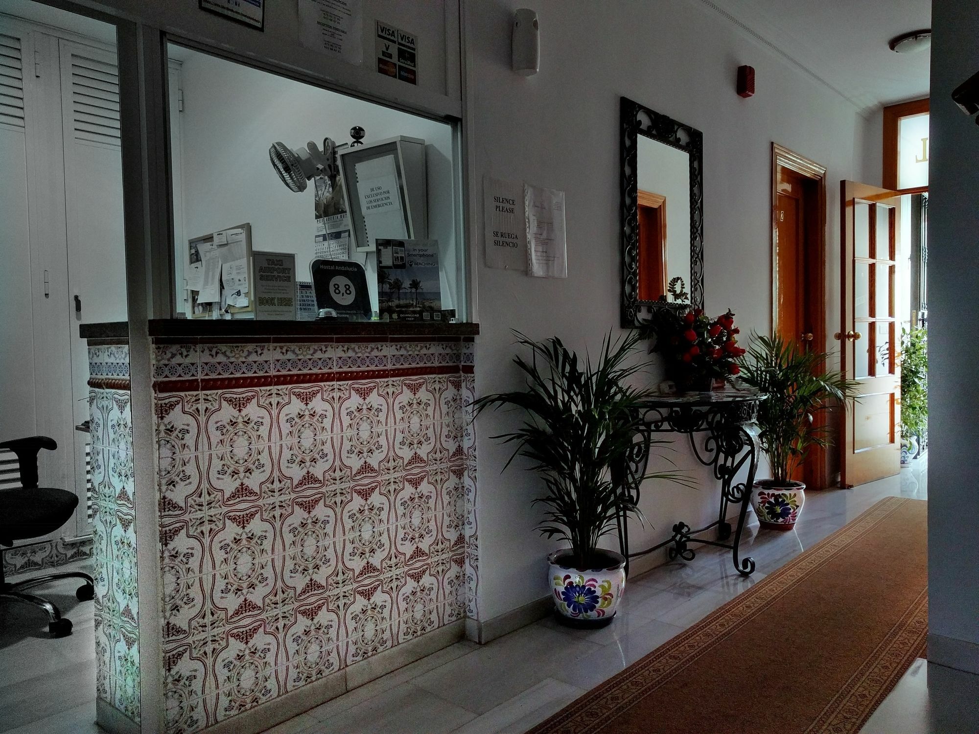 Hostal Andalucia Nerja Extérieur photo